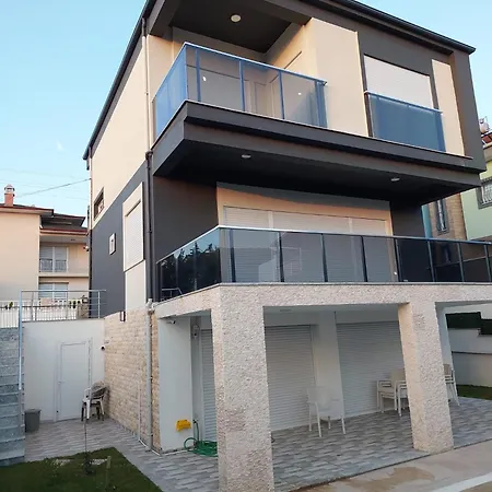 Villa Sogucak *